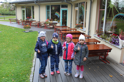 Kinderhaus-Terrasse